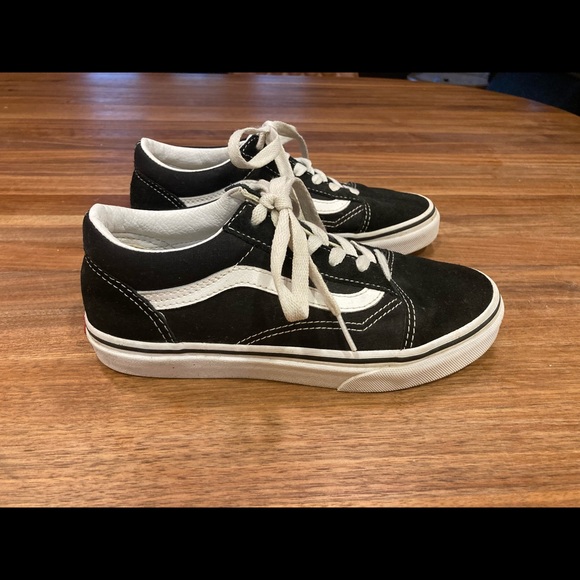 Vans Old Skool shoes - Picture 2 of 8